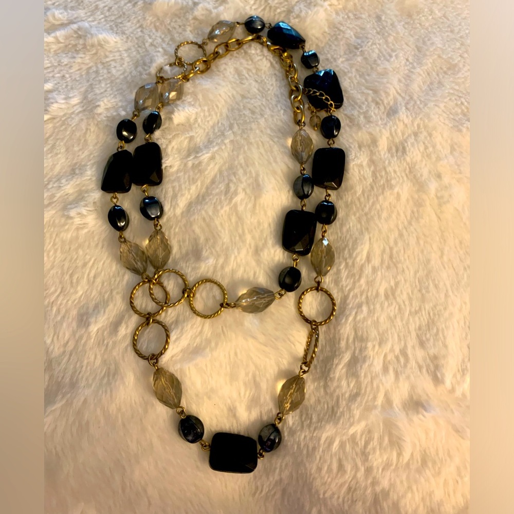 Vintage gold toned and beaded necklace